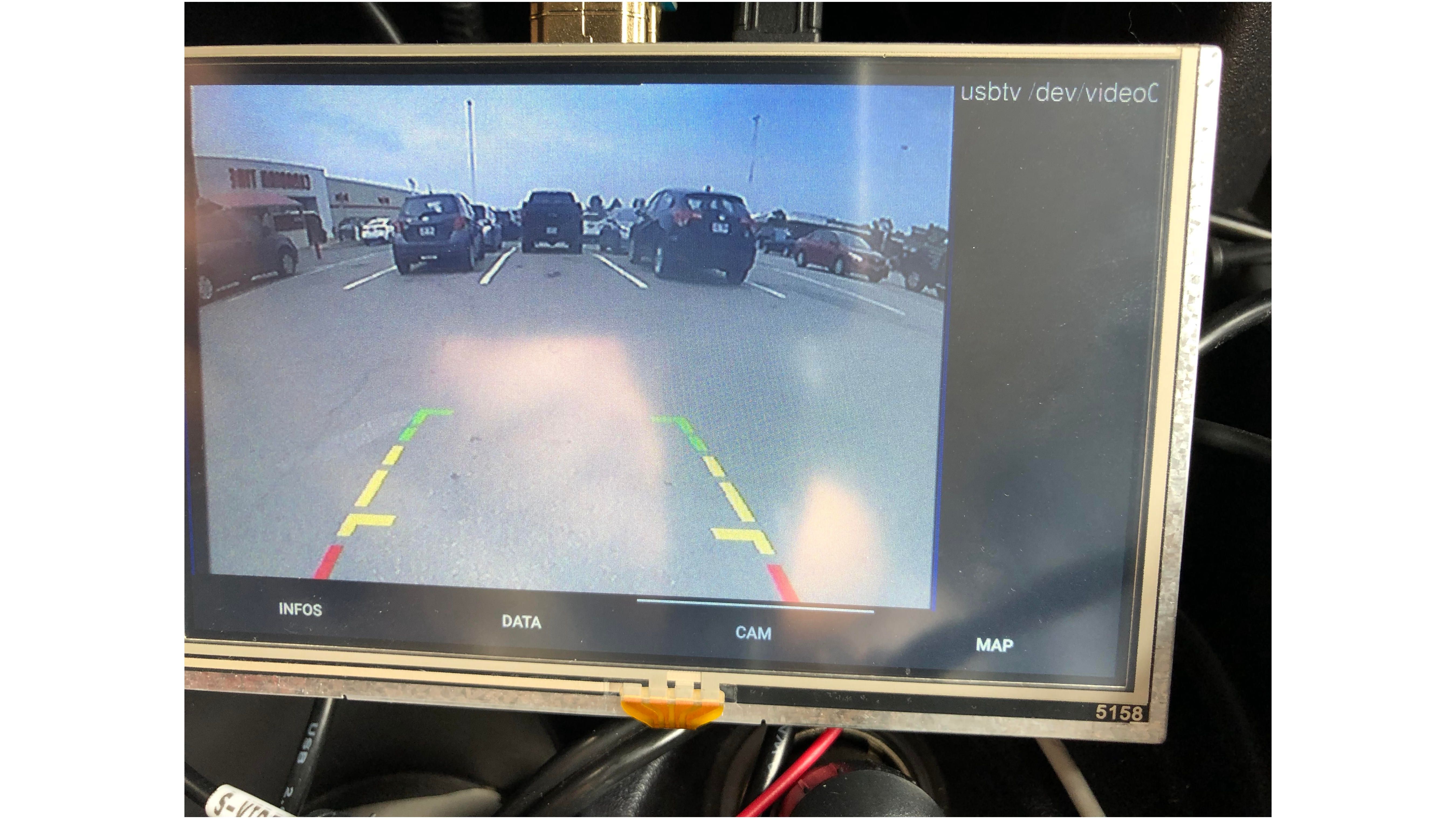 2018-10-08-diy-car-navigation-on-raspberry-pi-with-openmaptiles-2.jpg